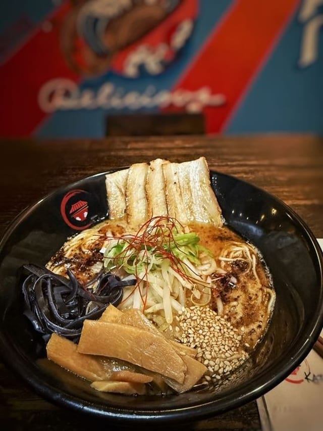 Spicy Kazoku Black